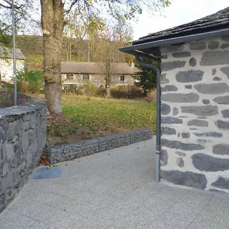 Familial Avec Jardin, Pres Du Puy-en-velay Et Station De Des Estables - Fr-1-582-475 Holiday home Saint-Front (Haute-Loire)
